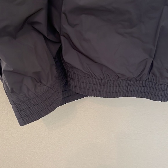 NIKE AUTHENTICS — SNAP UP SHIRT — BRAND NEW - Picture 5 of 6